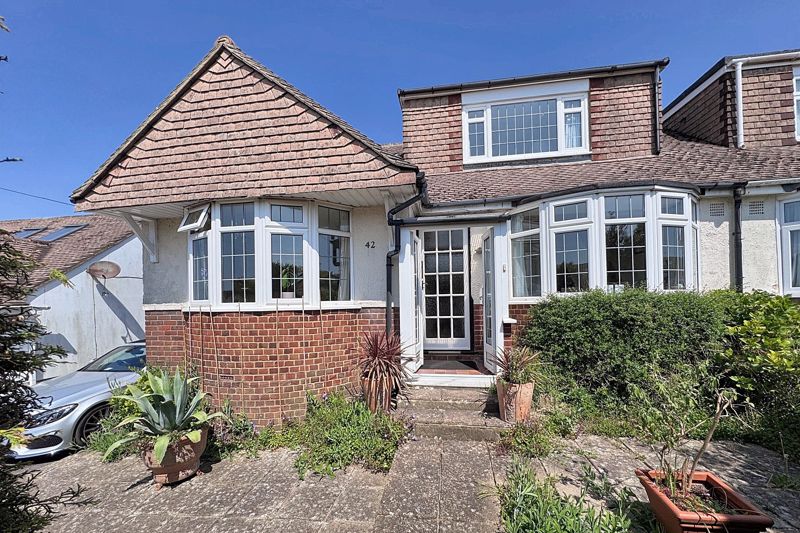 Larkfield Way